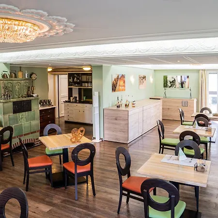 Akzent Restaurant Hirsch 호텔 3*