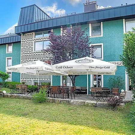 Hirsch Hotel 3*
