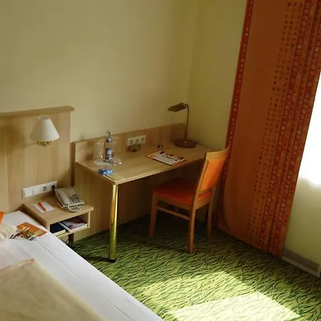 Akzent Restaurant Hirsch Hotell 3*