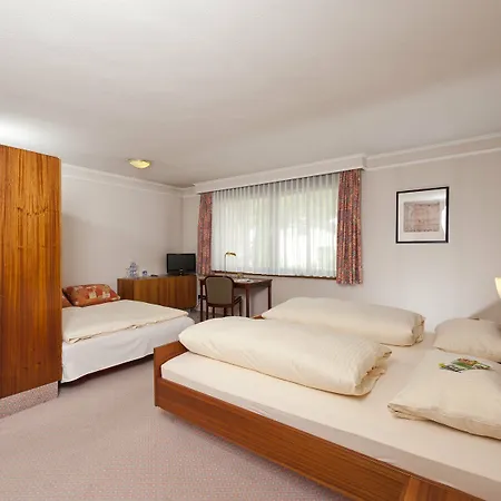 Hotell Akzent Restaurant Hirsch 3*