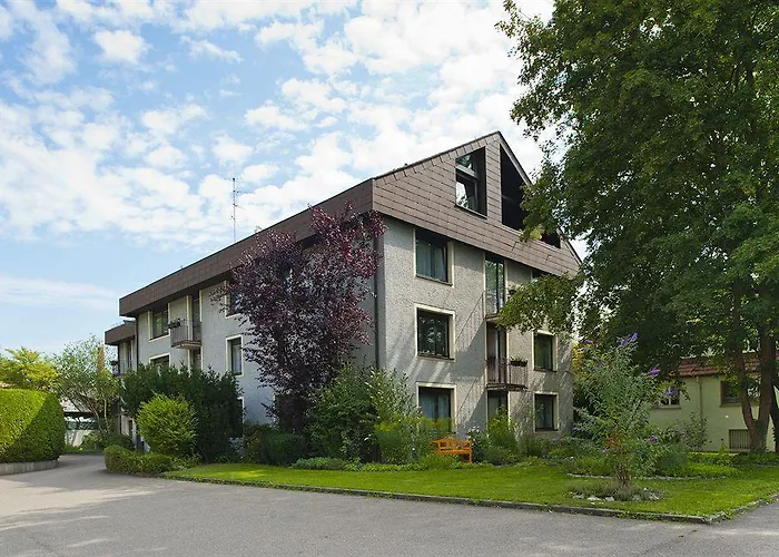 Szálloda Akzent Restaurant Hirsch 3*